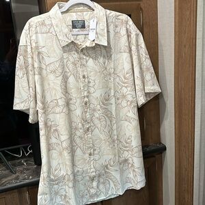 NEW Men’s Buckle Polo Button Down Shirt